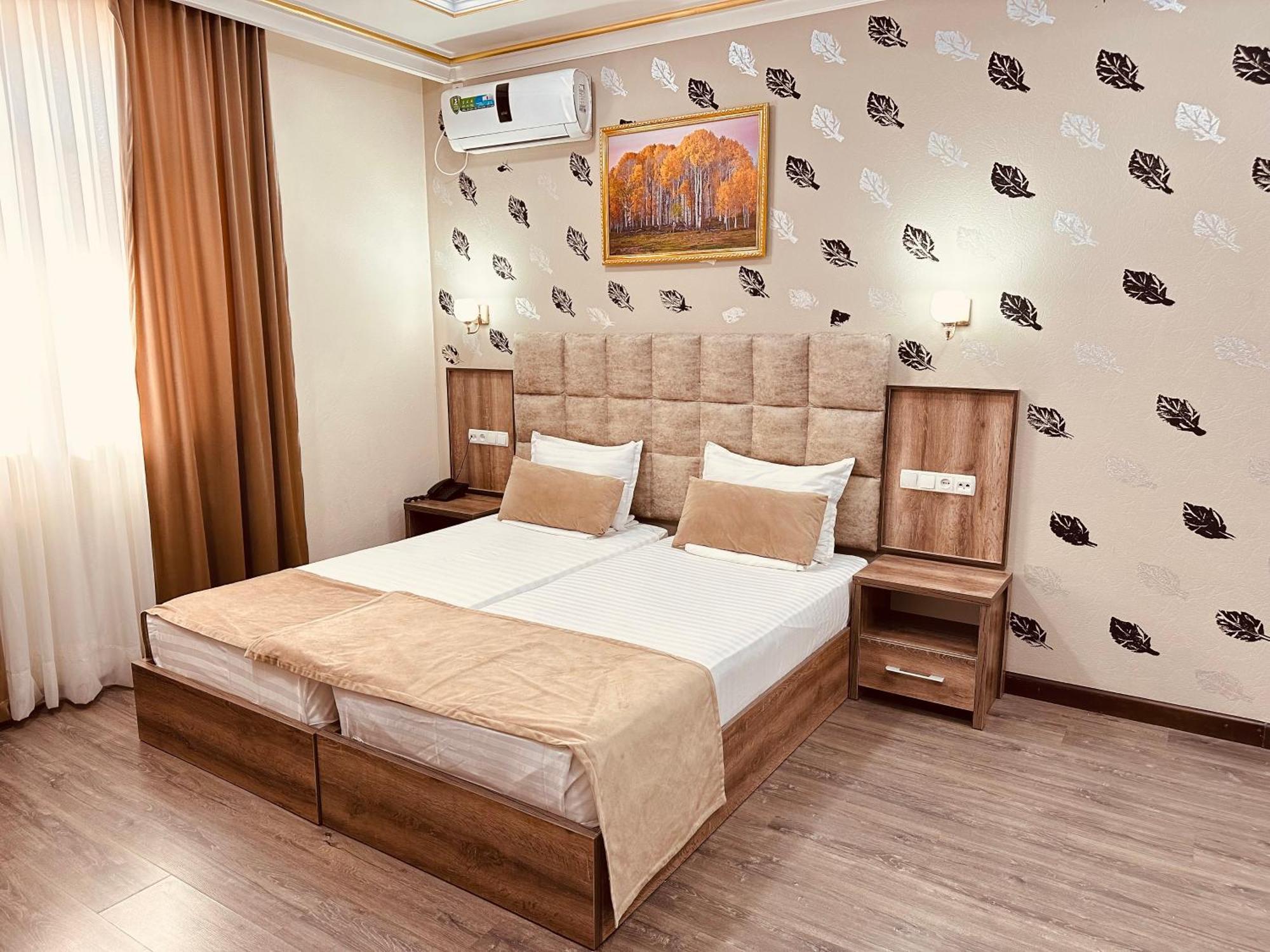Grand Art Hotell Tasjkent Exteriör bild