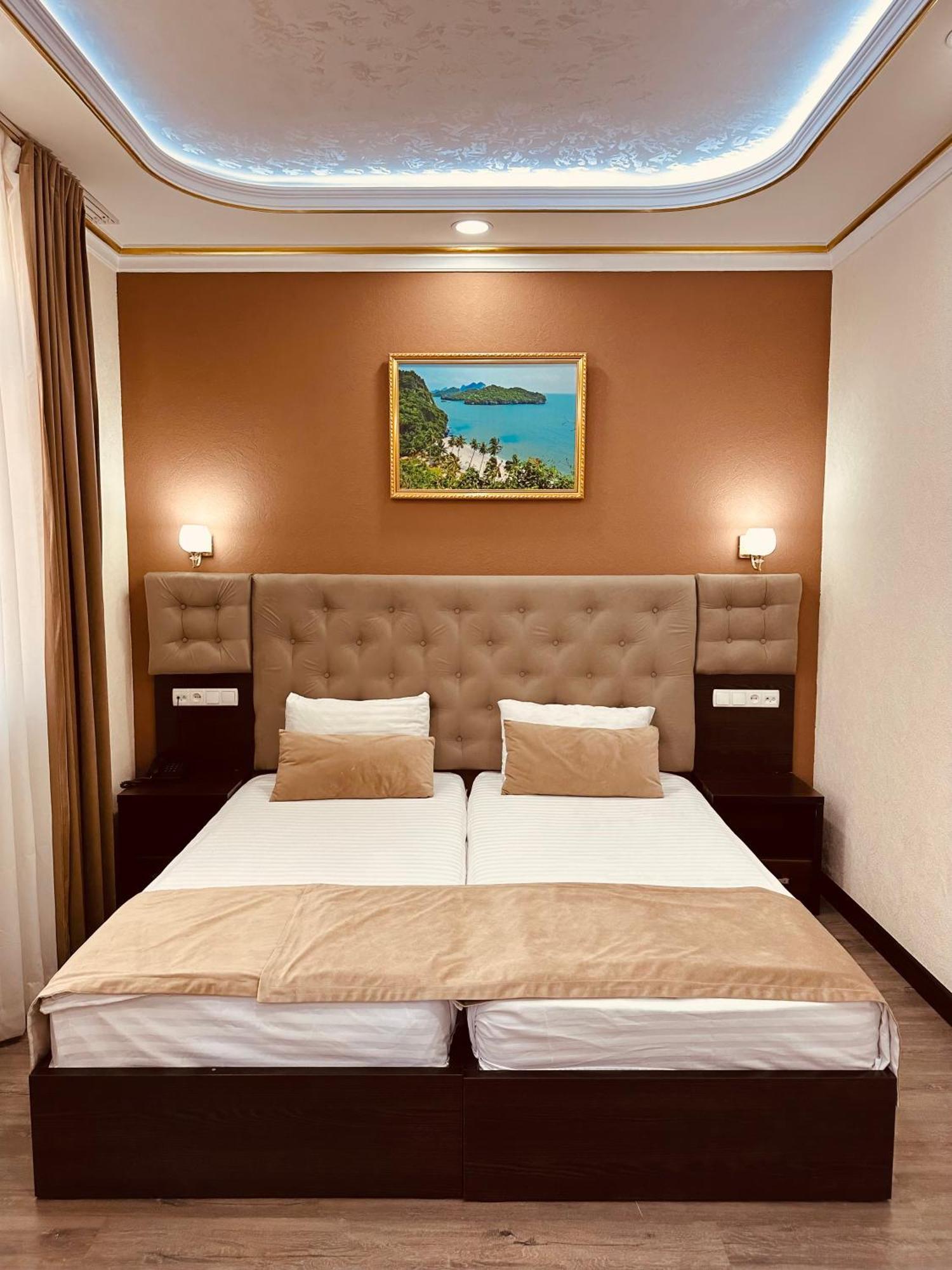 Grand Art Hotell Tasjkent Exteriör bild